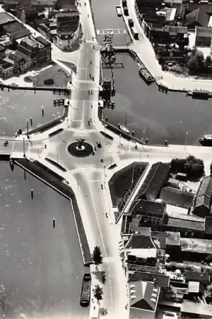 Gouda Luchtfoto Bolwerk Kattensingel Nieuwe Vaart Jaagpad Gouwe en Gasfabriek HC14711 Wysoka jakość
