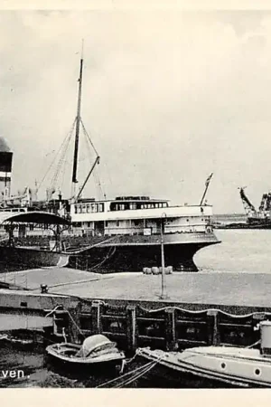 Vlissingen Buitenhaven met schepen en veerpont Scheepvaart HC14052 Rabat