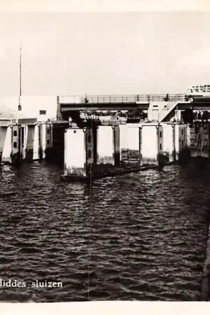 Kup teraz Harlingen Tjerk Hiddes Sluizen Scheepvaart 1953 HC13807