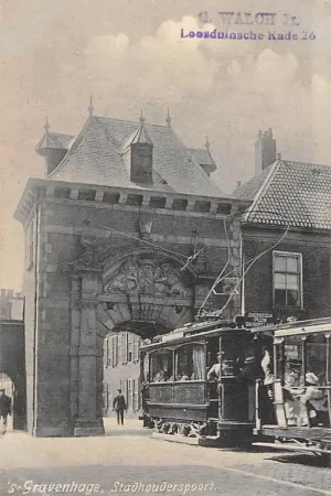 Zamów teraz Den Haag Stadhouderspoort met HTM tram 1906 HC13915