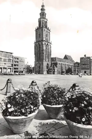 Zwrot pieniędzy Groningen Grote Markt met Martinitoren (hoog 96 m.) 1968 HC13512