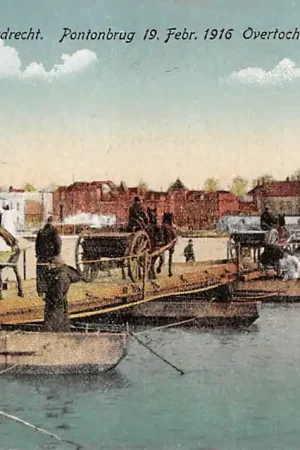 Nowość Dordrecht Korps Pontonniers Pontonbrug 19 Febr. 1916 Overtocht Munitietreinen Militair HC13006