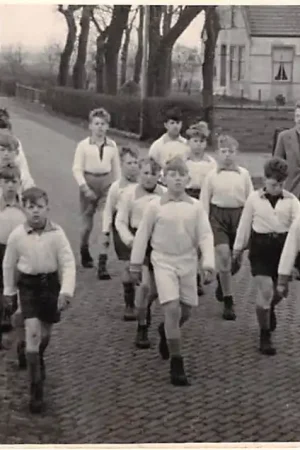 Beilen Fotokaart Krententocht 1955 HC12961 Popularny