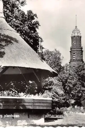 Oferta limitowana IJsselstein (UT) Kronenburg Plantsoen met R.K. Kerk 1962 HC12187