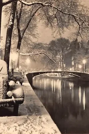 Szybka dostawa Amsterdam Haarlem Prachtige reclame fotokaart Gerard A. v.d. Steur Kleermakerij Kruisstraat 7 Nieuwjaarskaart Auto in de sneeuw 1952 HC11342