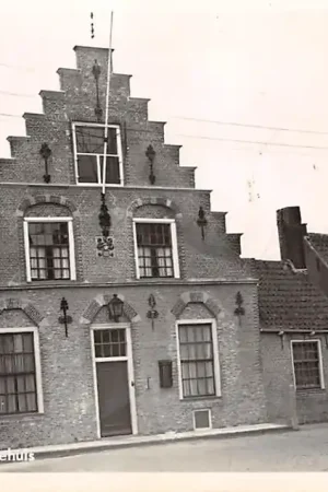Zonnemaire Gemeentehuis 1952 Schouwen-Duiveland HC10811 Zamów teraz