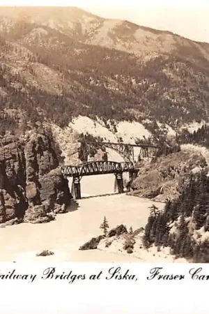 Wysoka jakość Canada Railway Bridges at Siska Fraser Canyon Noord-Amerika Spoorwegen 1953 HC10783