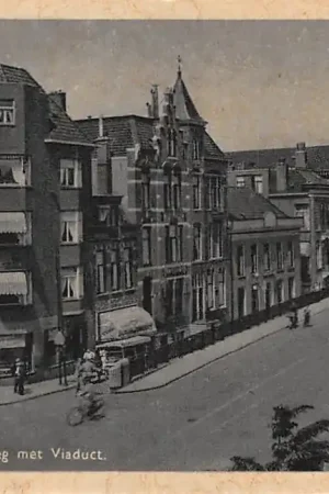 Groningen Heereweg met Viaduct Tram HC10431 Popularny