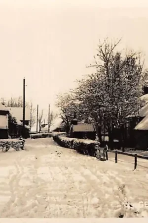 Popularny Onbekend Boerderij in de winter 1942 Type fotokaart HC9897