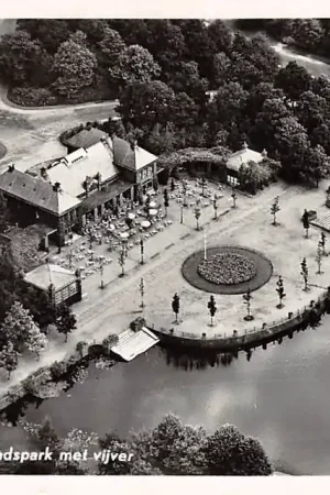 Groningen Paviljoen Stadspark met vijver 1954 KLM Luchtfoto 19428 HC9712 Tylko dziś