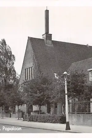 Nowość Weesp Apostolische Kerk aan de Papalaan 1950 HC9235