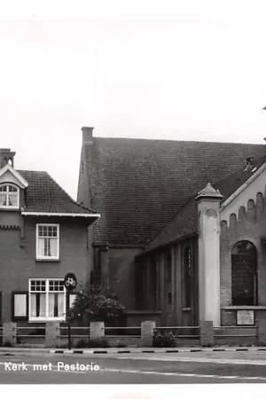 Wezep Ned. Hervormde Kerk met Pastorie 1964 HC9095 Niska cena