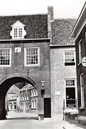 Ostatnia szansa Buren (GD) Wapenmuseum Oudheidkamer Reclame Breda Bier HC9056