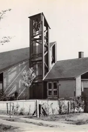 Eemdijk Gereformeerde Kerk HC9042 Zwrot pieniędzy