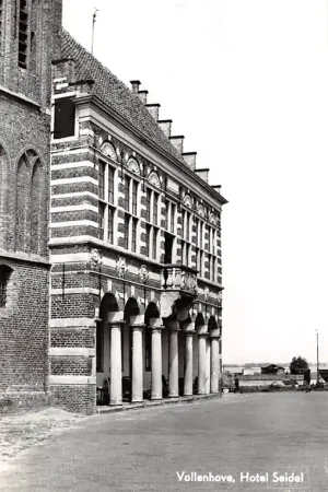 Tani Vollenhove Hotel Seidel HC9020