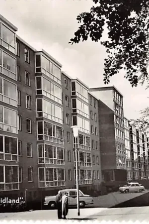 Zamów teraz Zeist Flat Midland Auto HC8959