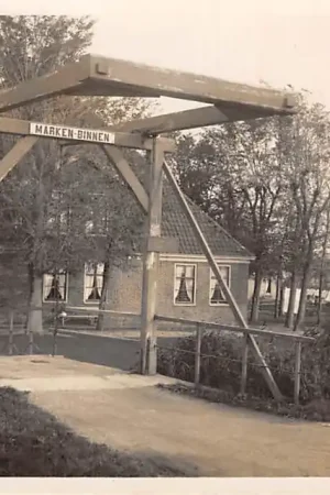 Marken-Binnen Alkmaar Boerderij Marken - Binnen HC7795 Zamów teraz