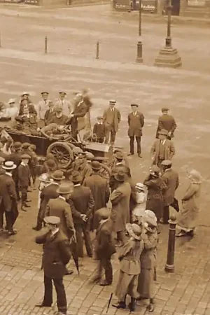 Onbekend fotokaart Oude auto met grammofoonplatenspeler HC7315 Niska cena