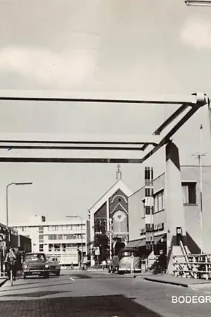 Bodegraven Brugstraat Brug en auto HC7017 Tylko dziś