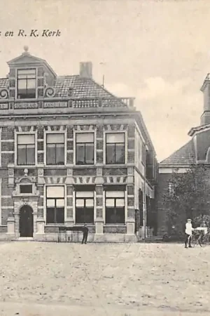 Schoterland Gemeentehuis en R.K. Kerk Heerenveen HC6737 Oferta limitowana