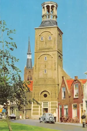 Gouda Nieuwehaven Vrouwetoren zonder spits! R.K. Kleiwegkerk en auto HC6423 Oferta limitowana