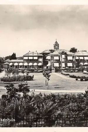 Gouda Van Iterson Ziekenhuis vanaf IJsseldijk Links lighal T.B.C.-patiënten HC6406 Kup teraz