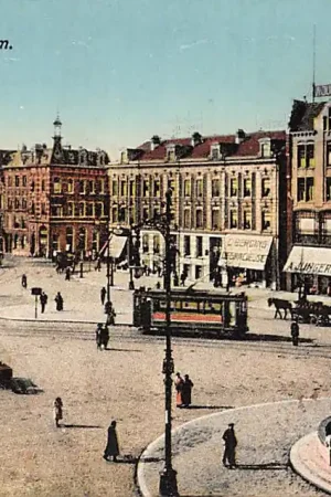Rotterdam Boymansplein met RTM Tram HC6306 Niska cena
