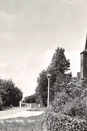Szybka dostawa Middenmeer Kerkring met Hervormde Kerk 1962 Wieringermeer HC6086