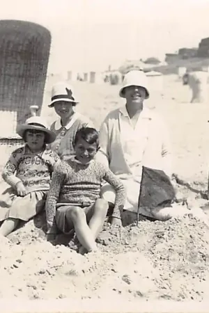 Noordwijk aan Zee Fotokaart S. v. Gelder Gezin op het strand HC6077 Tylko dziś