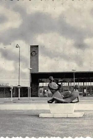 Beverwijk Station met Restaurant Spoorwegen HC5906 Autentyczny
