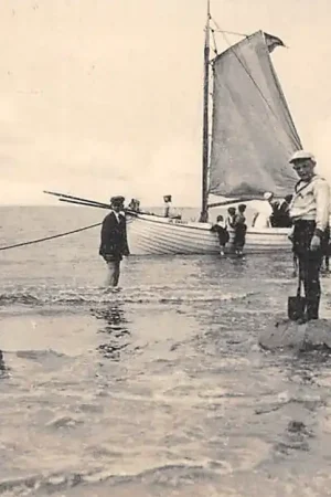 Nowość Zandvoort Landing aan het strand van schip De Zwaan Zee Schepen Scheepvaart HC5403