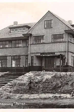 Petten Jeugdherberg De Zevensprong 1938 HC5180 Ostatnia szansa