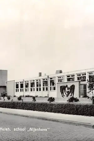 Zamów teraz Bolsward Chr. Landb. Huish. School Nijenhove 1966 HC5083