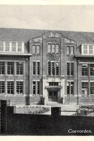 Coevorden Vakschool voor meisjes 1950 School HC5072 Wyprzedaż
