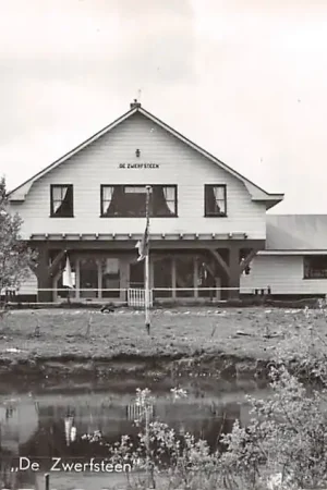 Roden Jeugdherberg De Zwerfsteen 1964 HC4718 Promocja