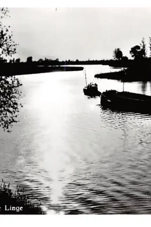 Leerdam Avondstemming op de Linge Binnenvaart schepen Scheepvaart HC4449 Rabat