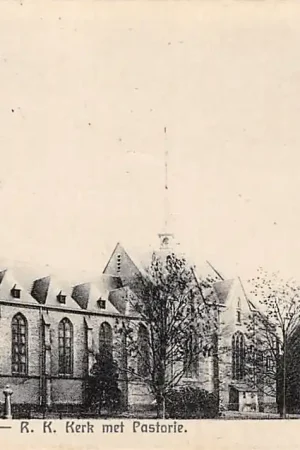 Szybka dostawa Dedemsvaart R.K. Kerk met Pastorie 1938 HC4282