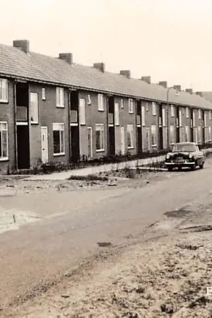 Espel Keggehof met auto 1958 HC4405 Darmowa dostawa