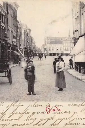 Gouda Wijdstraat 1900 Markt en niet afgebouwde R.K. Kleiweg Kerk HC3097 Oferta