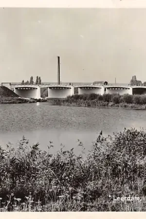 Leerdam Lingebrug en Glasfabriek Molen 1956 HC3015 Zamów teraz