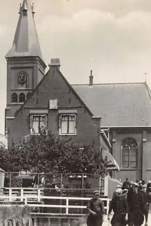 Marken Kerk met kerkgangers Klederdracht Vintage HC2706 Oferta limitowana