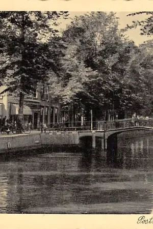 Gouda Oosthaven met Postkantoor en slagerij HC2387 Zwrot pieniędzy