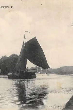 Alphen aan den Rijn Rijngezicht met binnenvaart schepen 1921 HC2302 Tani