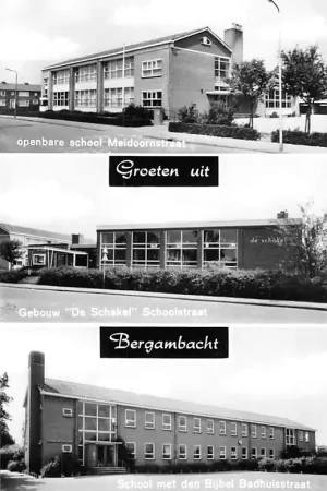 Promocja Bergambacht Groeten uit Openbare School Meidoornstraat Gebouw De Schakel Schoolstraat School met den Bijbel Badhuisstraat HC2251