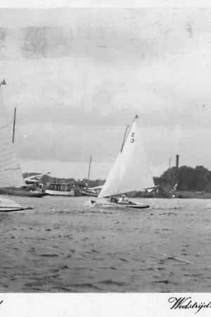 Friesland watersport Wedstrijdzeilen van de Vrijbuiters Jaren 30 Zeilen HC1902 Oferta limitowana