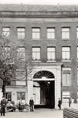 Zo was Dordrecht Blauwpoort Buitenzijde omstreeks 1905 HC17002 Rabat