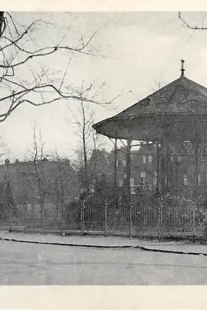 Dordrecht Oranjepark Muziektent HC14815 Niska cena