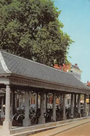 Gouda Gouwe met Visbanken en kaasbrik 1964 HC14732 Ekspresowa dostawa