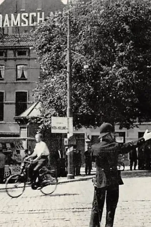 Zamów teraz Rotterdam Slagveld met politieagent HC5177