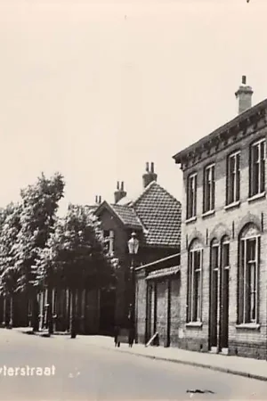 Leerdam Adm. de Ruyterstraat HC5112 Promocja